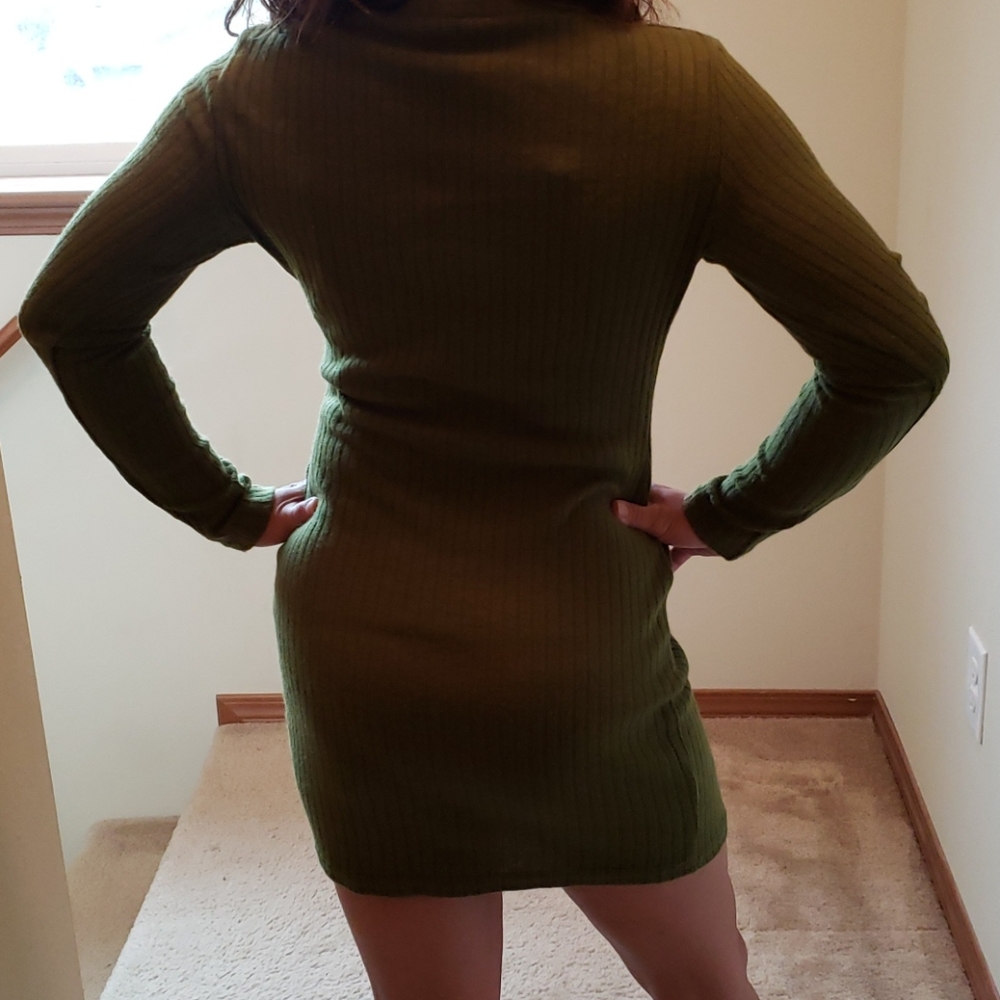 Dressed - Picture 2 of 3